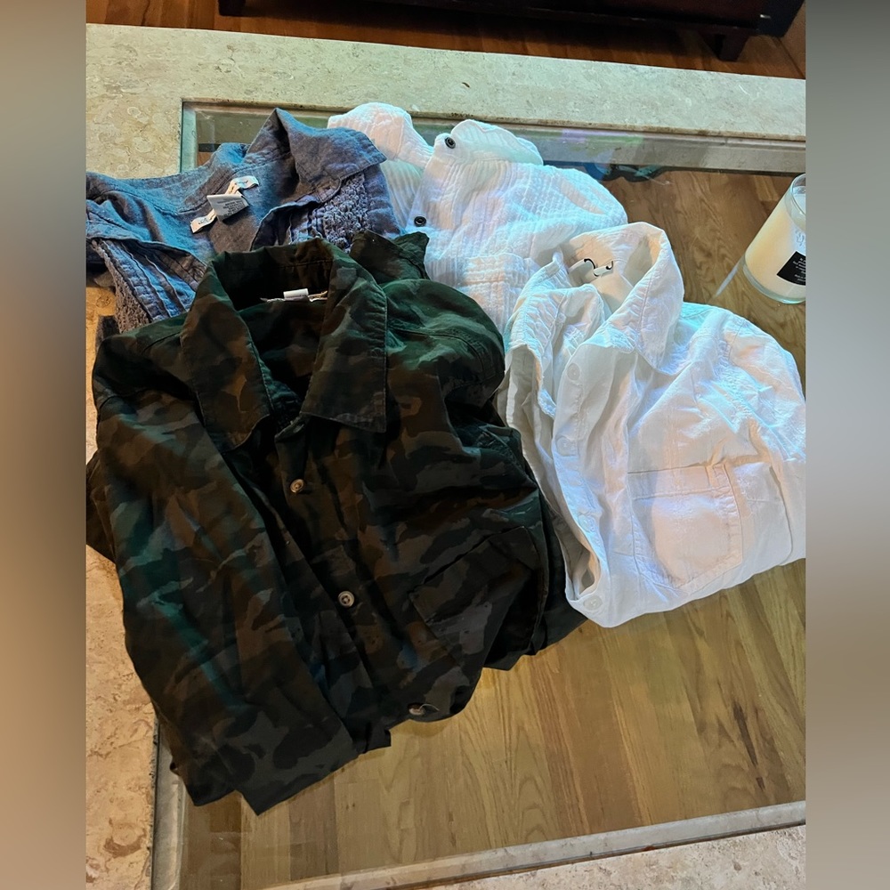 Woman’s shirt Bundle - Picture 2 of 5